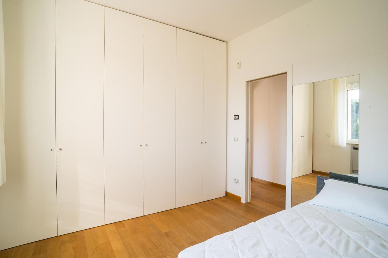 Dimora Montereale Near The Sea Apartment Трани Екстериор снимка