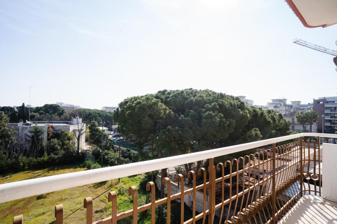 Dimora Montereale Near The Sea Apartment Трани Екстериор снимка